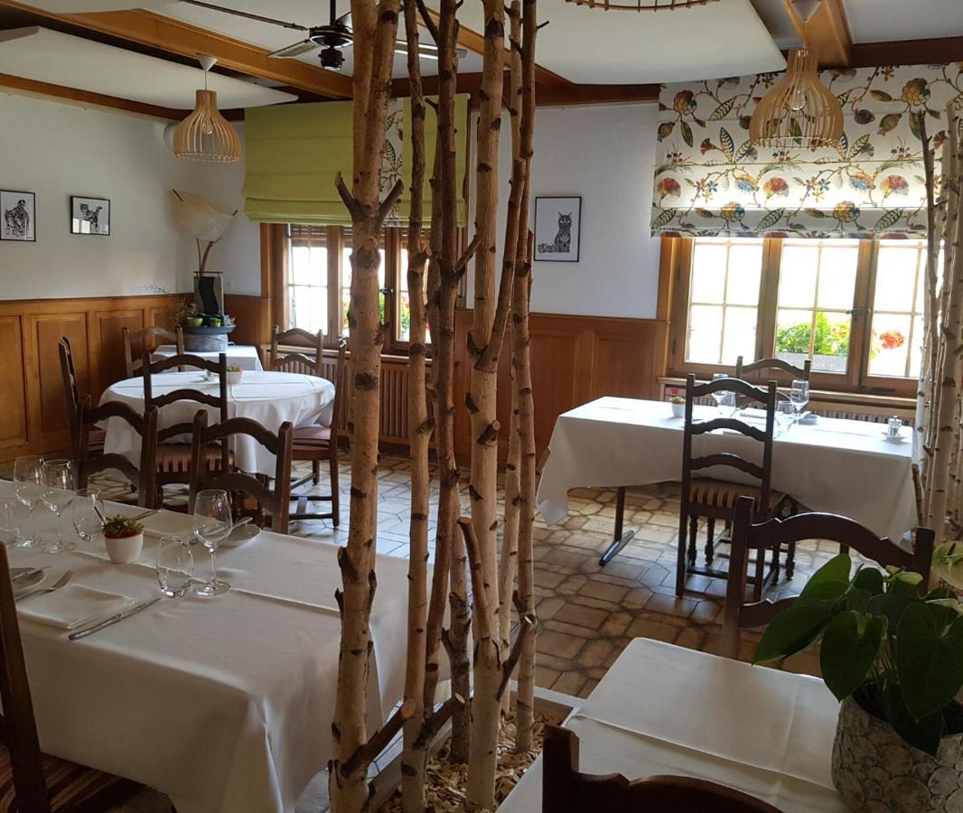 Hotel Restaurant Le Gruyerien Morlon Bagian luar foto